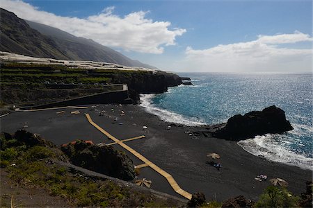 simsearch:6119-07944071,k - Black Volcanic Beach with Banana Plantation in the background, Remo, Charco Verde Beach, La Palma, Santa Cruz de Tenerife, Canary Islands Photographie de stock - Rights-Managed, Code: 700-07355339