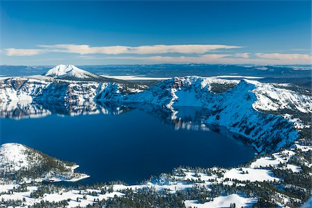 Ariel view of Crater Lake National Park, Klamath County, Oregon, USA Photographie de stock - Rights-Managed, Code: 700-07453812