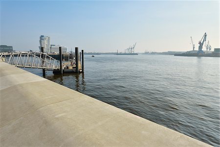 quai de chargement - View of Harbour, Hamburg, Germany Photographie de stock - Rights-Managed, Code: 700-07599814