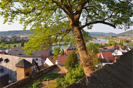 View of River Main and City of Miltenberg, Spring, Miltenberg, Spessart, Franconia, Bavaria, Germany Stockbilder - Lizenzpflichtiges, Bildnummer: 700-07599841