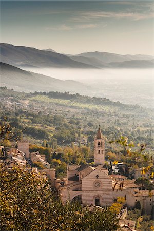 View of Santa Chiara's Basilica, Assisi, Umbria, Italy Stock Photo - Rights-Managed, Code: 700-07608388