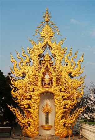 simsearch:600-07656440,k - Wat Rong Khun (White Temple) near Ban Rong Khun, Chiang Rai Province, Thailand Foto de stock - Direito Controlado, Número: 700-07656517