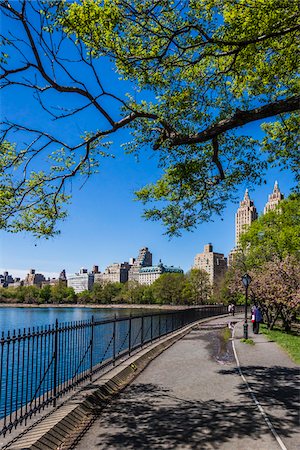 spring new york not man not woman not child not girl not boy - Jacqueline Kennedy Onassis Reservoir, Central Park, New York City, New York, USA Foto de stock - Con derechos protegidos, Código: 700-07744963