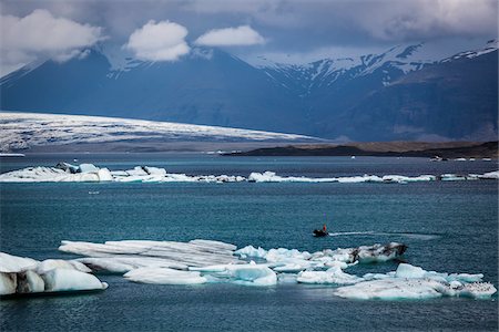 simsearch:632-06029593,k - Scenic view of glacial lake, Jokulsarlon, Iceland Stock Photo - Rights-Managed, Code: 700-07760068