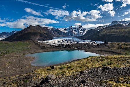 simsearch:700-07760075,k - Scenic overview of glacial lake with glacier and mountains in background, Svinafellsjokull, Skaftafell National Park, Iceland Photographie de stock - Rights-Managed, Code: 700-07760099