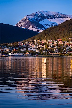 simsearch:700-07784106,k - Midnight Sun, Tromso, Troms, Norway Photographie de stock - Rights-Managed, Code: 700-07784197