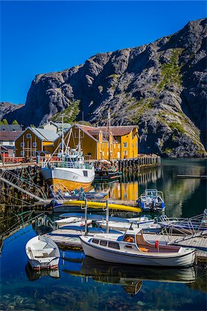 simsearch:700-07849695,k - Nusfjord, Flakstadoya, Lofoten Archipelago, Norway Foto de stock - Con derechos protegidos, Código: 700-07784281