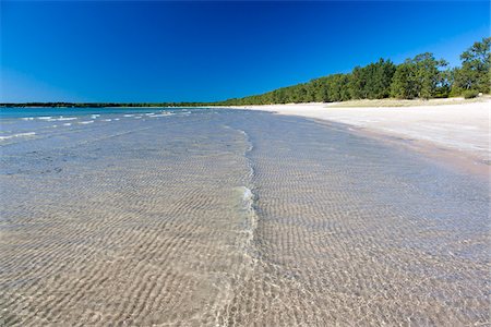 Sandbanks Provincial Park on Lake Ontario, Prince Edward County, Ontario, Canada Foto de stock - Direito Controlado, Número: 700-07784364