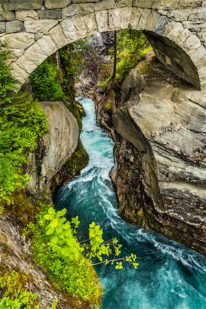 rocky scenery - Gudbrandsjuvet Gorge, More og Romsdal, Norway Stock Photo - Rights-Managed, Code: 700-07784503