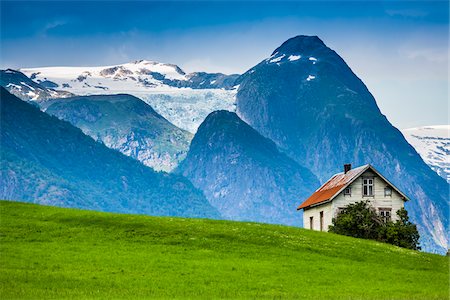 retirement home - Mundal in Fjaerland, Sogn og Fjordane, Norway Photographie de stock - Rights-Managed, Code: 700-07784685