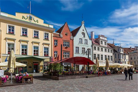 piazza del municipio - View of the Town Hall Square, Tallinn, Estonia Fotografie stock - Rights-Managed, Codice: 700-07783707