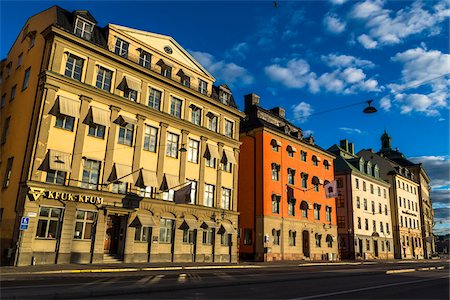 swedish (places and things) - Sunlight reflected on buildings on city street, Gamla stan (Old Town), Stockholm, Sweden Foto de stock - Con derechos protegidos, Código: 700-07783771