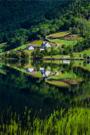fiordo - Granvin, Hordaland, Norway Foto de stock - Con derechos protegidos, Código: 700-07797765