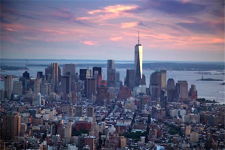 perfil de la ciudad - Aerial view of New York City skyline, New York, USA Foto de stock - Con derechos protegidos, Código: 700-07802566