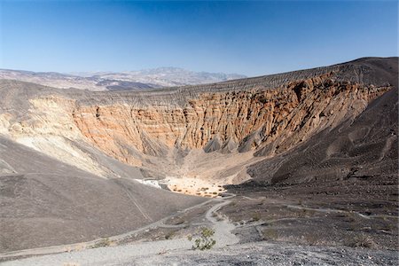 simsearch:878-07442501,k - Ubehebe Crater, Death Valley National Park, California, USA Foto de stock - Con derechos protegidos, Código: 700-07802602