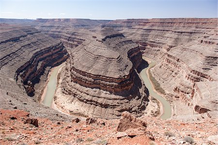 simsearch:600-05837327,k - Overview of canyon, Goosenecks State Park, San Juan County, Utah, USA Stock Photo - Rights-Managed, Code: 700-07802611