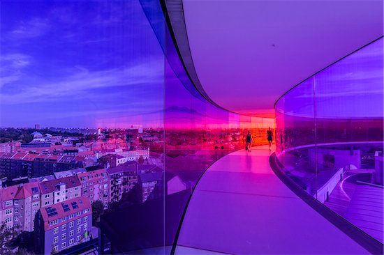 Your Rainbow Panorama by Olafur Eliasson, ARoS Aarhus Kunstmuseum, Aarhus, Denmark Foto de stock - Derechos protegidos Premium, Artista: R. Ian Lloyd, Código de la imagen: 700-07802637