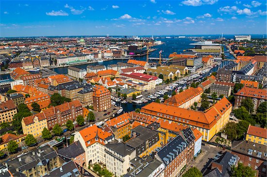 View of Copenhagen from the top of the Church of Our Saviour (Vor Frelser Kirke) in the Christianshavn city district, Copenhagen, Denmark Photographie de stock - Premium Droits Gérés, Artiste: R. Ian Lloyd, Le code de l’image : 700-07802648