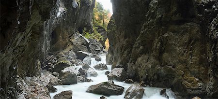 simsearch:700-07911144,k - Partnach Gorge in Autumn, Bavaria, Germany Stockbilder - Lizenzpflichtiges, Bildnummer: 700-07911153