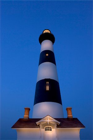 Bodie Island Lighthouse at Night, Outer Banks, North Carolina, USA Photographie de stock - Rights-Managed, Code: 700-07965857