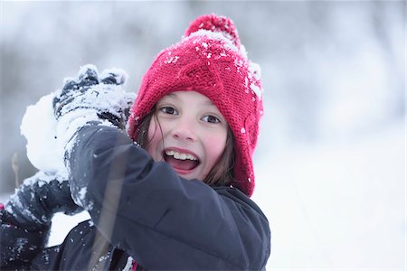 snowball fight child - Girl Playing Outdoors in Snow, Upper Palatinate, Bavaria, Germany Stock Photo - Rights-Managed, Code: 700-08002297