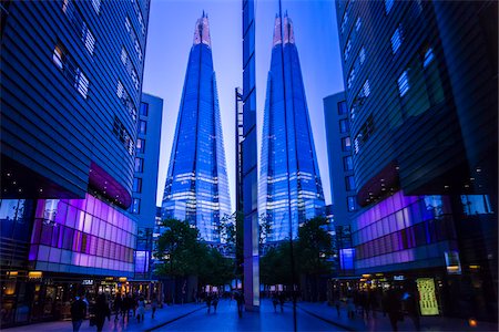 skyscraper perspective - The Shard, London, England, United Kingdom Foto de stock - Con derechos protegidos, Código: 700-08145957