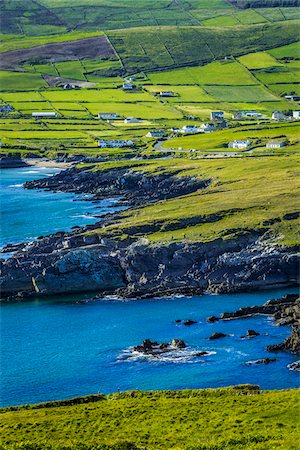 Scenic, coastal view of St Finian's Bay, along the Skellig Coast on the Ring of Kerry, County Kerry, Ireland Stock Photo - Rights-Managed, Code: 700-08146391