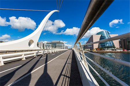 república de irlanda - Samuel Beckett Bridge over River Liffey, Dublin, Leinster, Ireland Foto de stock - Con derechos protegidos, Código: 700-08167170