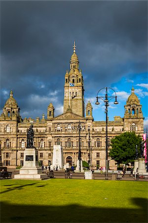 famous scottish landmarks - Glasgow City Chambers, George Square, Glasgow, Scotland, United Kingdom Foto de stock - Con derechos protegidos, Código: 700-08167195