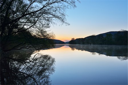 River Main at Dawn, Collenberg, Churfranken, Spessart, Miltenberg-District, Bavaria, Germany Foto de stock - Direito Controlado, Número: 700-08231165