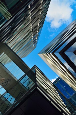 dazwischen - View between Skyscrapers, Brisbane, Queensland, Australia Stockbilder - Lizenzpflichtiges, Bildnummer: 700-08274327