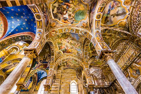 simsearch:700-08701870,k - Interior of Church of Santa Maria dell'Ammiraglio, also known as Martorana in Palermo, Sicily, Italy Foto de stock - Con derechos protegidos, Código: 700-08701871