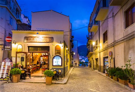 evening restaurant - Exterior of Restaurant at Dusk in Cefalu, Sicily, Italy Stock Photo - Rights-Managed, Code: 700-08713443