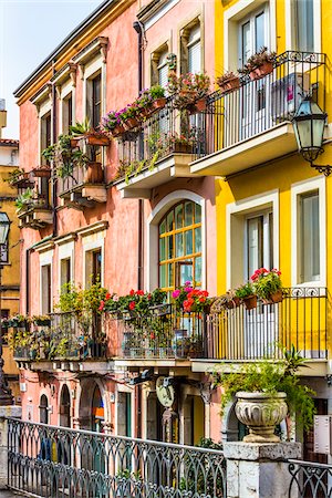simsearch:700-08723308,k - Colourful Buioldings with Balconies in Taormina, Sicily, Italy Stock Photo - Rights-Managed, Code: 700-08723292