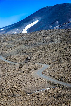 sicily etna - Winding Road on Mount Etna, Sicily, Italy Photographie de stock - Rights-Managed, Code: 700-08723342