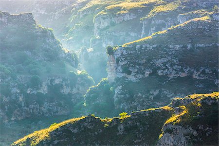 Sunlight in Gravina River Valley, Matera, Basilicata, Italy Stock Photo - Rights-Managed, Code: 700-08737456