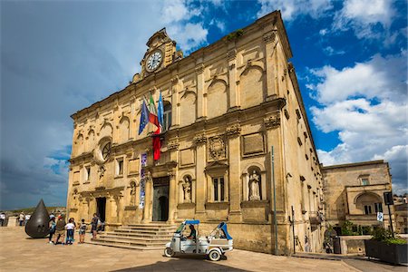 National Museum of Medieval and Modern Art at Palazzo Lanfranchi in Piazza Pascoli, Matera, Basilicata, Italy Foto de stock - Con derechos protegidos, Código: 700-08737497