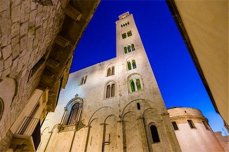 Duomo di Bari dedicated to St Sabinus of Canosa (San Sabino) at Night, Bari, Puglia, Italy Stock Photo - Rights-Managed, Code: 700-08739644
