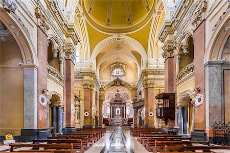 roman catholic - Interior of Basilica di San Martino, Martina Franca, Puglia, Italy Foto de stock - Con derechos protegidos, Código: 700-08739707