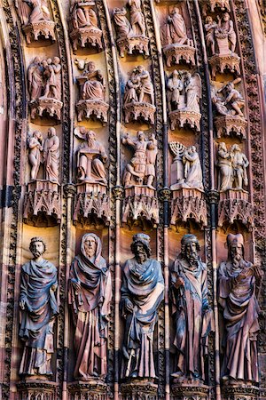 simsearch:700-08973564,k - Detail of the high-relief sculptures used to decorate the exterior of the Strasbourg Cathedral (Cathedral Notre Dame of Strasbourg) in Strasbourg, France Photographie de stock - Rights-Managed, Code: 700-08973564