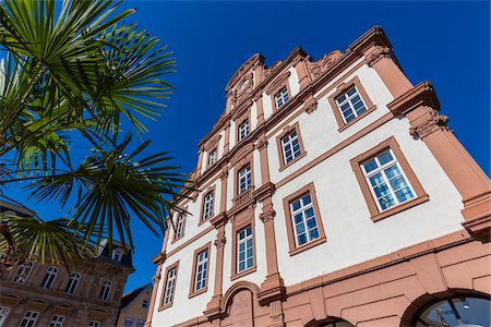 simsearch:700-08986108,k - Alt Munze (Old Mint) Baroque building in the Market area of Speyer in Germany Photographie de stock - Rights-Managed, Code: 700-08973580