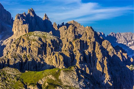 simsearch:700-08986569,k - The Dolomites near The Three Peaks of Lavaredo (Tre Cime di Lavaredo), Auronzo di Cadore, Italy Foto de stock - Con derechos protegidos, Código: 700-08986632