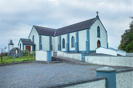 rampa - Clonfanlough Church in the village of Clonfanlough, County Offaly in Ireland Foto de stock - Con derechos protegidos, Código: 700-09111061