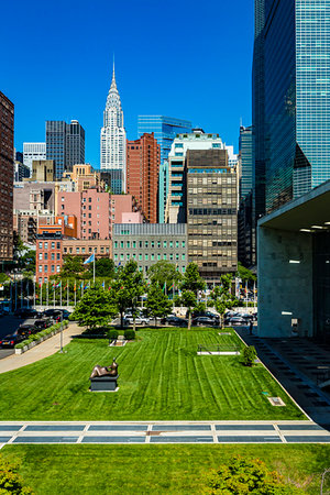 simsearch:700-07745153,k - Grounds outside the United Nations Headquarters in New York City, New York, USA Photographie de stock - Rights-Managed, Code: 700-09226833