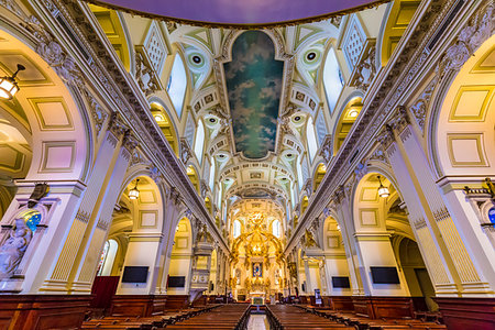 Interior of the Cathedral-Basilica of Notre-Dame of Quebec in Old Quebec in Quebec City, Quebec, Canada Foto de stock - Con derechos protegidos, Código: 700-09226891