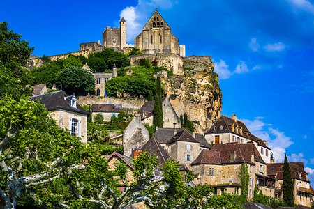 simsearch:700-09236392,k - Beynac-et-Cazenac, Dordogne, Nouvelle-Aquitaine, France. Stock Photo - Rights-Managed, Code: 700-09236436