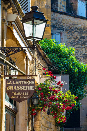 simsearch:700-09236390,k - Sarlat-la-Caneda, Dordogne, Nouvelle-Aquitaine, France. Foto de stock - Con derechos protegidos, Código: 700-09236442