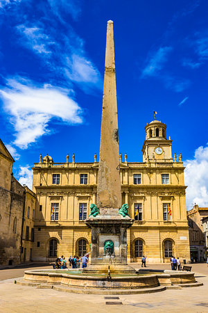 place de la republique - Place de la Republique, Arles, Provence-Alpes-Cote d'Azur, Provence, France. Stock Photo - Rights-Managed, Code: 700-09236765