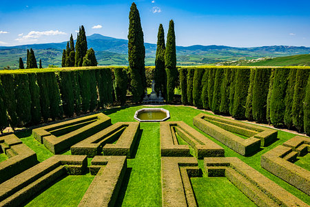 parterre - The Garden at Villa La Foce, Tuscany, Italy. Stock Photo - Rights-Managed, Code: 700-09237465