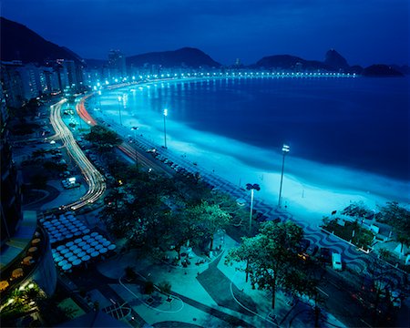 simsearch:700-00082152,k - Copacabana-Strand bei Nacht Rio De Janeiro, Brasilien Stockbilder - Lizenzpflichtiges, Bildnummer: 700-00008203